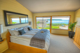 Campbell River Oceanfront Rental Master Suite